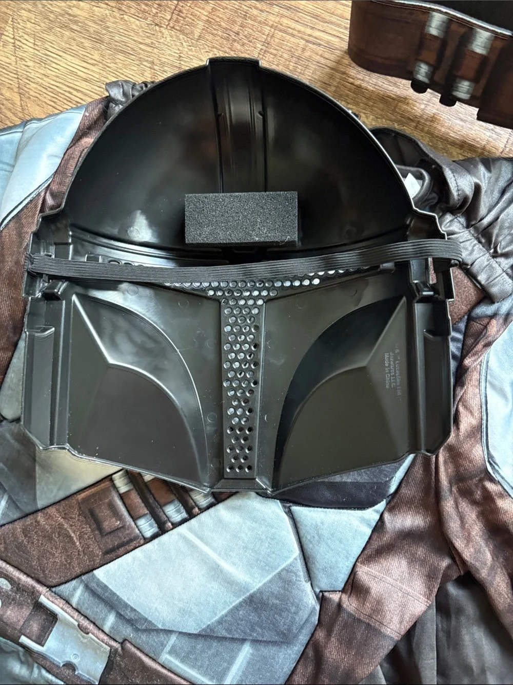 Official Star Wars Mandalorian Costume with Cape and Helmet